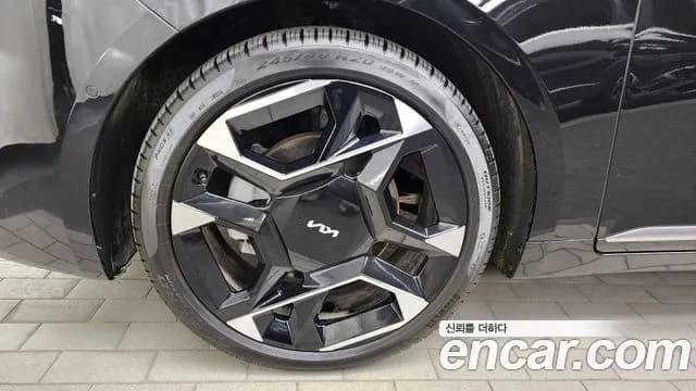 2025 Kia The New K8 2.5 Gasoline 2WD Sold VIN KNAM641BBSA076611 – photo 30 2025 Kia The New K8 2.5 Gasoline 2WD Sold VIN KNAM641BBSA076611 – photo 30