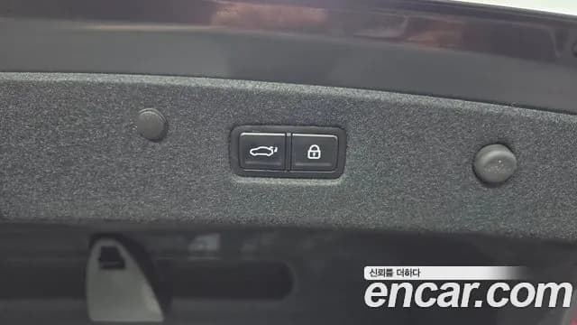 2024 Kia K8 2.5 Gasoline 2WD Sold VIN KNAM741BBRA062565 – front exterior 2024 Kia K8 2.5 Gasoline 2WD Sold VIN KNAM741BBRA062565 – front exterior