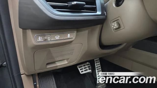 2024 Kia K8 2.5 Gasoline 2WD Sold VIN KNAM741BBRA062565 – interior seats 2024 Kia K8 2.5 Gasoline 2WD Sold VIN KNAM741BBRA062565 – interior seats