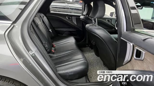 2024 Kia K8 3.5 LPG 2WD Sold VIN KNAM741FBRA061682 – front exterior 2024 Kia K8 3.5 LPG 2WD Sold VIN KNAM741FBRA061682 – front exterior