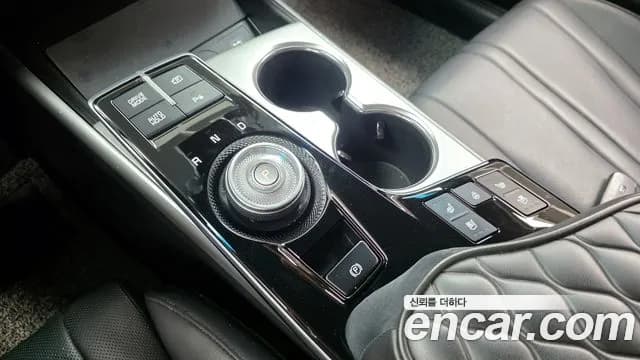 2024 Kia K8 3.5 LPG 2WD Sold VIN KNAM741FBRA061682 – trunk area 2024 Kia K8 3.5 LPG 2WD Sold VIN KNAM741FBRA061682 – trunk area