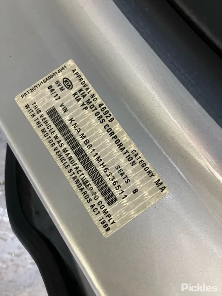 2017 Kia Carnival Used VIN KNAMB811MH6336511 – undercarriage 2017 Kia Carnival Used VIN KNAMB811MH6336511 – undercarriage