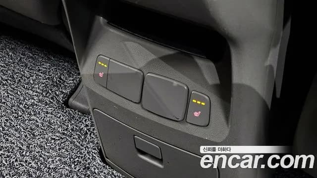 2017 Kia All New Carnival 9-seater Luxury Sold VIN KNAMB81ABHS322094 – photo 16 2017 Kia All New Carnival 9-seater Luxury Sold VIN KNAMB81ABHS322094 – photo 16