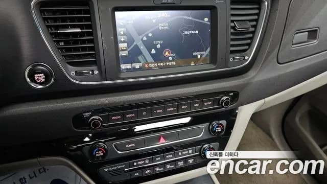 2018 Kia All New Carnival 9-seater Luxury Sold VIN KNAMB81ABJS348382 – dashboard 2018 Kia All New Carnival 9-seater Luxury Sold VIN KNAMB81ABJS348382 – dashboard