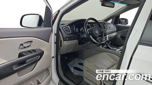 2018 Kia All New Carnival 9-seater Luxury Sold VIN KNAMB81ABJS348382 – engine bay 2018 Kia All New Carnival 9-seater Luxury Sold VIN KNAMB81ABJS348382 – engine bay