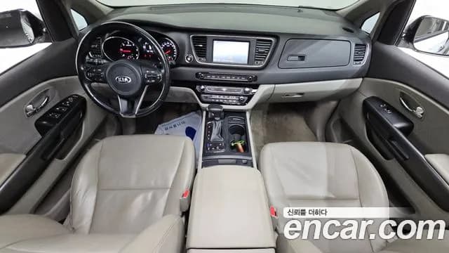 2018 Kia All New Carnival 9-seater Luxury Sold VIN KNAMB81ABJS348382 – photo 11 2018 Kia All New Carnival 9-seater Luxury Sold VIN KNAMB81ABJS348382 – photo 11