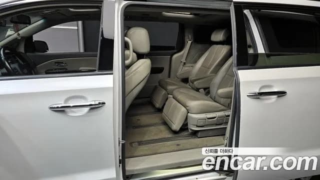 2018 Kia All New Carnival 7-seater Limousine Sold VIN KNAMB81ABJS363366 – photo 19 2018 Kia All New Carnival 7-seater Limousine Sold VIN KNAMB81ABJS363366 – photo 19