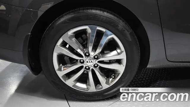 2018 Kia All New Carnival 7-seater Limousine Sold VIN KNAMB81ABJS369144 – photo 14 2018 Kia All New Carnival 7-seater Limousine Sold VIN KNAMB81ABJS369144 – photo 14