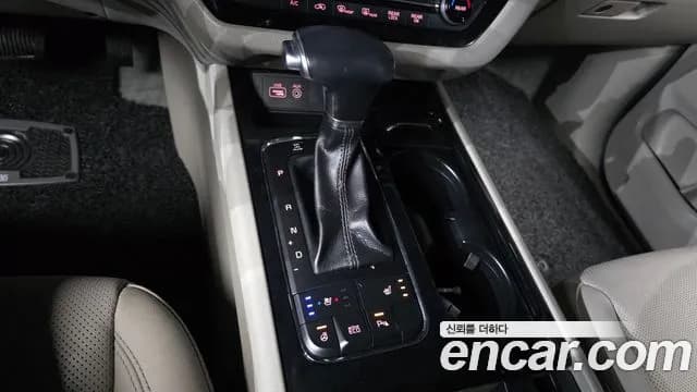 2018 Kia All New Carnival 7-seater Limousine Sold VIN KNAMB81ABJS369144 – photo 18 2018 Kia All New Carnival 7-seater Limousine Sold VIN KNAMB81ABJS369144 – photo 18