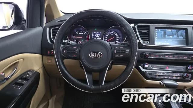2018 Kia All New Carnival 7-seater Limousine Sold VIN KNAMB81ABJS385129 – exterior detail 2018 Kia All New Carnival 7-seater Limousine Sold VIN KNAMB81ABJS385129 – exterior detail