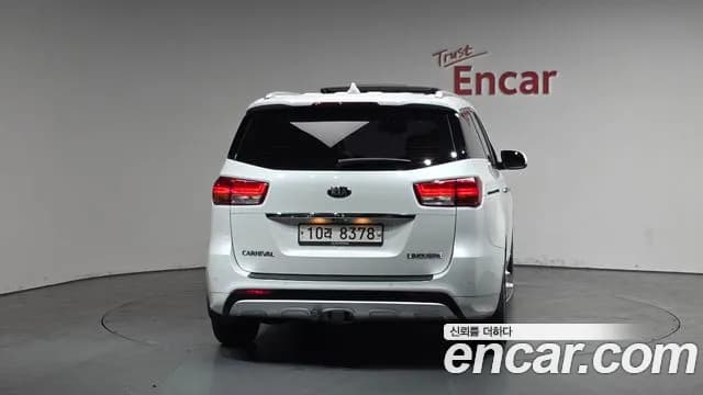 2018 Kia All New Carnival 7-seater Limousine Sold VIN KNAMB81ABJS385129 – trunk area 2018 Kia All New Carnival 7-seater Limousine Sold VIN KNAMB81ABJS385129 – trunk area