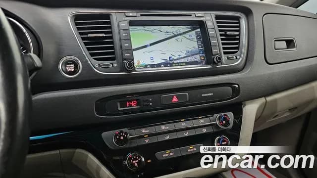 2018 Kia All New Carnival 9-seater Luxury Sold VIN KNAMB81ABJS414955 – side profile 2018 Kia All New Carnival 9-seater Luxury Sold VIN KNAMB81ABJS414955 – side profile