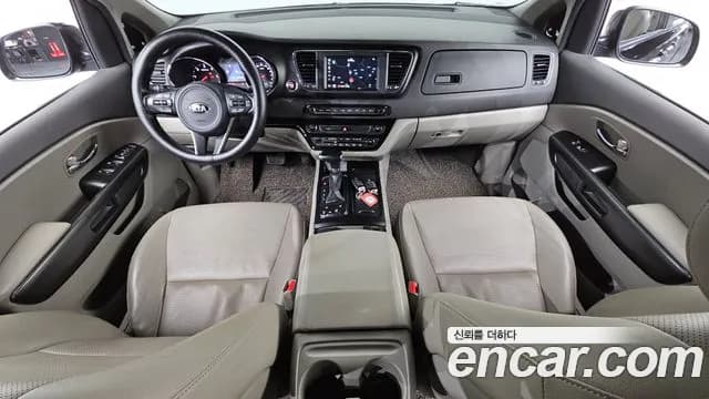 2018 Kia All New Carnival 9-seater Luxury Sold VIN KNAMB81ABJS424185 – rear exterior 2018 Kia All New Carnival 9-seater Luxury Sold VIN KNAMB81ABJS424185 – rear exterior