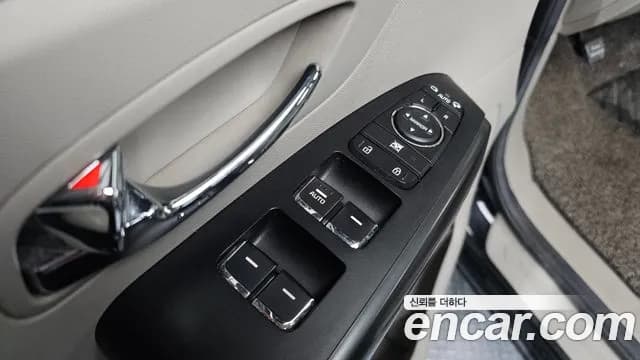 2018 Kia All New Carnival 9-seater Luxury Sold VIN KNAMB81ABJS424185 – photo 13 2018 Kia All New Carnival 9-seater Luxury Sold VIN KNAMB81ABJS424185 – photo 13