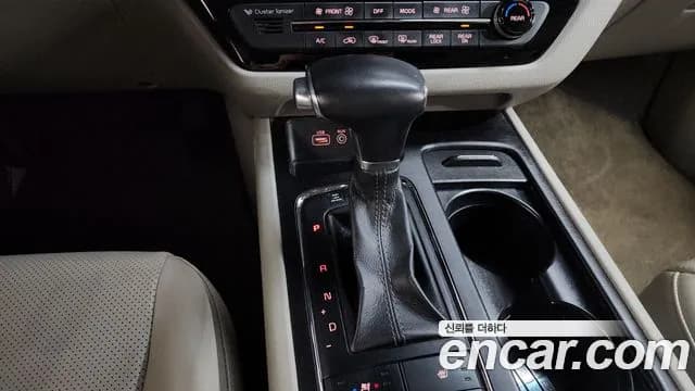 2018 Kia All New Carnival 9-seater Luxury Sold VIN KNAMB81ABJS431675 – interior seats 2018 Kia All New Carnival 9-seater Luxury Sold VIN KNAMB81ABJS431675 – interior seats