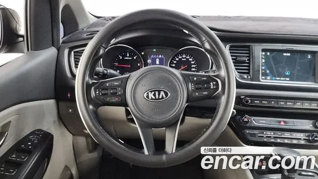 2018 Kia All New Carnival 9-seater Luxury Sold VIN KNAMB81ABJS431675 – photo 16 2018 Kia All New Carnival 9-seater Luxury Sold VIN KNAMB81ABJS431675 – photo 16
