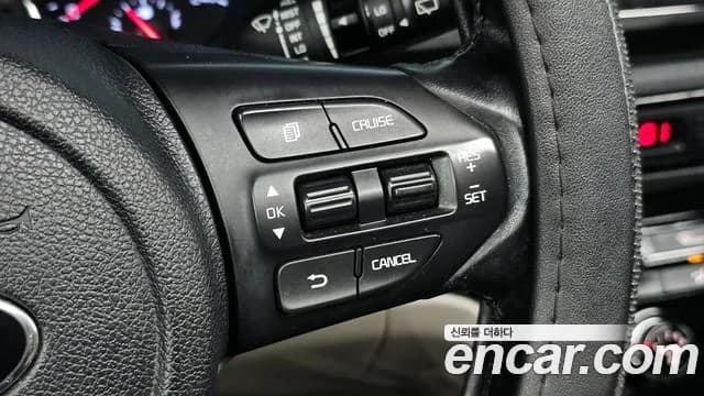 2019 Kia The New Carnival 9-Seater Luxury Sold VIN KNAMB81ABKS446846 – exterior detail 2019 Kia The New Carnival 9-Seater Luxury Sold VIN KNAMB81ABKS446846 – exterior detail