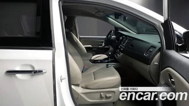 2019 Kia The New Carnival 7-Seater Limousine Sold VIN KNAMB81ABKS452474 – photo 27 2019 Kia The New Carnival 7-Seater Limousine Sold VIN KNAMB81ABKS452474 – photo 27
