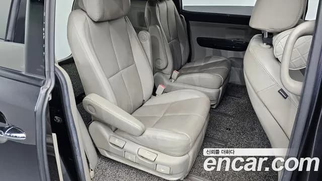 2019 Kia The New Carnival 7-Seater Limousine Sold VIN KNAMB81ABKS453872 – photo 13 2019 Kia The New Carnival 7-Seater Limousine Sold VIN KNAMB81ABKS453872 – photo 13