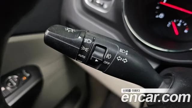 2019 Kia The New Carnival 9-Seater Luxury Sold VIN KNAMB81ABKS463845 – interior seats 2019 Kia The New Carnival 9-Seater Luxury Sold VIN KNAMB81ABKS463845 – interior seats