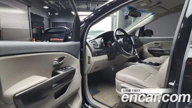 2019 Kia The New Carnival 9-Seater Luxury Sold VIN KNAMB81ABKS469154 – photo 18 2019 Kia The New Carnival 9-Seater Luxury Sold VIN KNAMB81ABKS469154 – photo 18