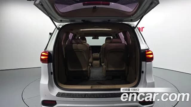 2019 Kia The New Carnival 9-Seater Luxury Sold VIN KNAMB81ABKS473222 – front exterior 2019 Kia The New Carnival 9-Seater Luxury Sold VIN KNAMB81ABKS473222 – front exterior