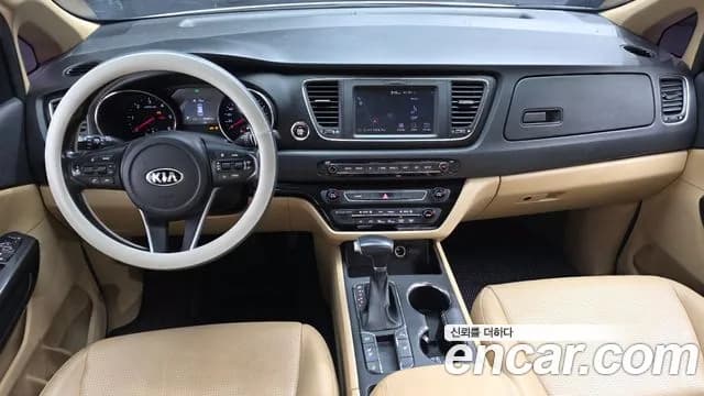 2019 Kia The New Carnival 9-Seater Luxury Sold VIN KNAMB81ABKS473222 – trunk area 2019 Kia The New Carnival 9-Seater Luxury Sold VIN KNAMB81ABKS473222 – trunk area