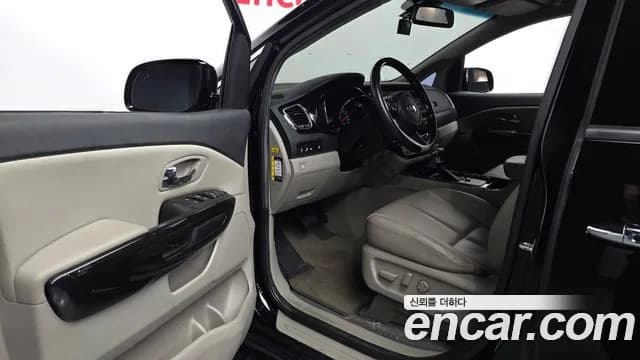 2019 Kia The New Carnival 7-Seater Limousine Sold VIN KNAMB81ABKS481764 – photo 32 2019 Kia The New Carnival 7-Seater Limousine Sold VIN KNAMB81ABKS481764 – photo 32