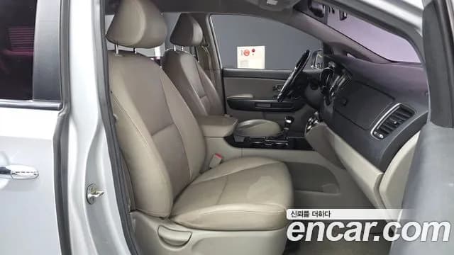 2019 Kia The New Carnival 9-Seater Luxury Sold VIN KNAMB81ABKS489561 – photo 16 2019 Kia The New Carnival 9-Seater Luxury Sold VIN KNAMB81ABKS489561 – photo 16