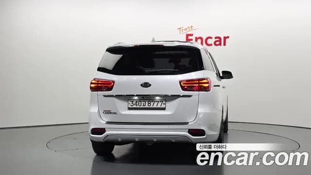 2019 Kia The New Carnival 9-Seater Luxury Sold VIN KNAMB81ABKS492048 – rear exterior 2019 Kia The New Carnival 9-Seater Luxury Sold VIN KNAMB81ABKS492048 – rear exterior