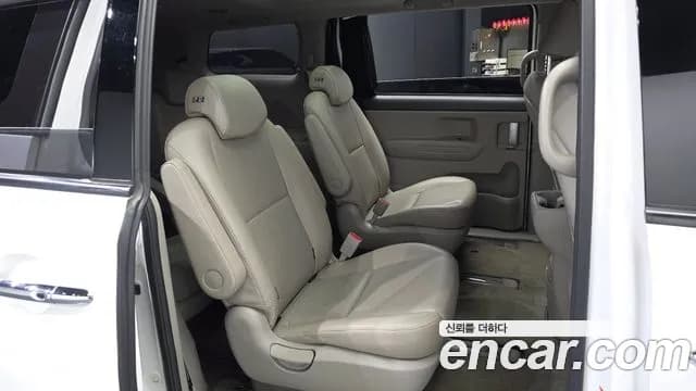 2019 Kia The New Carnival 9-Seater Luxury Sold VIN KNAMB81ABKS492048 – interior seats 2019 Kia The New Carnival 9-Seater Luxury Sold VIN KNAMB81ABKS492048 – interior seats