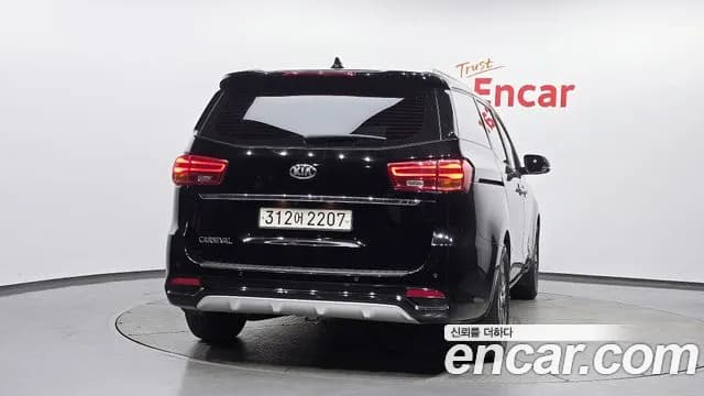 2019 Kia The New Carnival 9-Seater Luxury Sold VIN KNAMB81ABKS505099 – rear exterior 2019 Kia The New Carnival 9-Seater Luxury Sold VIN KNAMB81ABKS505099 – rear exterior