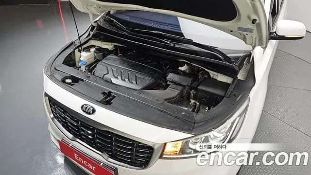 2019 Kia The New Carnival 7-Seater Limousine Sold VIN KNAMB81ABKS518497 – front exterior 2019 Kia The New Carnival 7-Seater Limousine Sold VIN KNAMB81ABKS518497 – front exterior