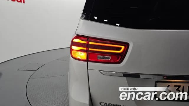 2019 Kia The New Carnival 7-Seater Limousine Sold VIN KNAMB81ABKS518497 – rear exterior 2019 Kia The New Carnival 7-Seater Limousine Sold VIN KNAMB81ABKS518497 – rear exterior