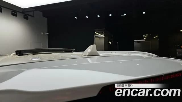 2019 Kia The New Carnival 7-Seater Limousine Sold VIN KNAMB81ABKS518497 – exterior detail 2019 Kia The New Carnival 7-Seater Limousine Sold VIN KNAMB81ABKS518497 – exterior detail