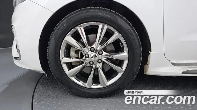 2019 Kia The New Carnival 7-Seater Limousine Sold VIN KNAMB81ABKS518497 – photo 17 2019 Kia The New Carnival 7-Seater Limousine Sold VIN KNAMB81ABKS518497 – photo 17