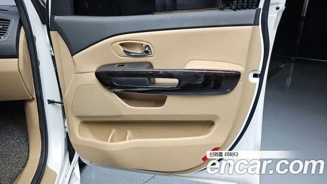 2019 Kia The New Carnival 7-Seater Limousine Sold VIN KNAMB81ABKS518497 – photo 22 2019 Kia The New Carnival 7-Seater Limousine Sold VIN KNAMB81ABKS518497 – photo 22
