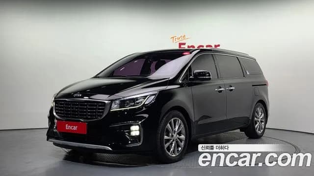 2019 Kia The New Carnival 7-Seater Limousine Sold VIN KNAMB81ABKS518658 – exterior detail 2019 Kia The New Carnival 7-Seater Limousine Sold VIN KNAMB81ABKS518658 – exterior detail
