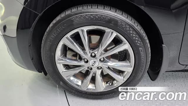 2019 Kia The New Carnival 7-Seater Limousine Sold VIN KNAMB81ABKS518658 – photo 13 2019 Kia The New Carnival 7-Seater Limousine Sold VIN KNAMB81ABKS518658 – photo 13