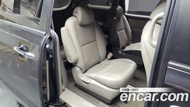 2019 Kia The New Carnival 9-Seater Luxury Sold VIN KNAMB81ABKS551234 – photo 16 2019 Kia The New Carnival 9-Seater Luxury Sold VIN KNAMB81ABKS551234 – photo 16