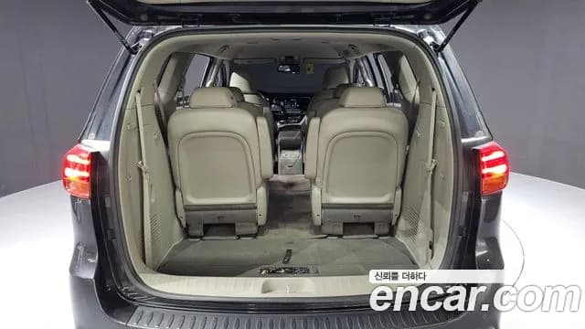 2019 Kia The New Carnival 9-Seater Luxury Sold VIN KNAMB81ABKS551234 – photo 17 2019 Kia The New Carnival 9-Seater Luxury Sold VIN KNAMB81ABKS551234 – photo 17