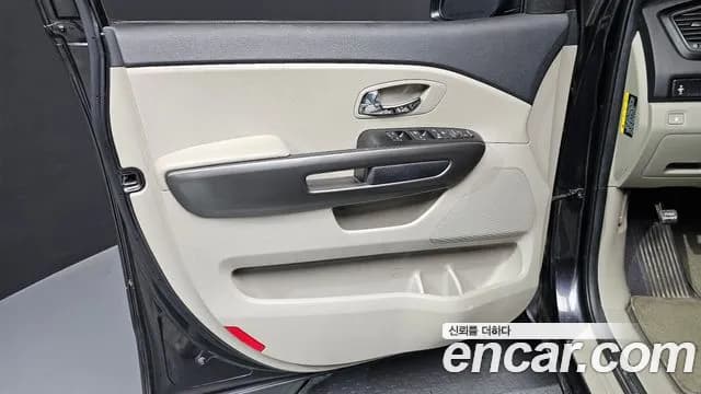 2019 Kia The New Carnival 9-Seater Luxury Sold VIN KNAMB81ABKS551234 – photo 32 2019 Kia The New Carnival 9-Seater Luxury Sold VIN KNAMB81ABKS551234 – photo 32