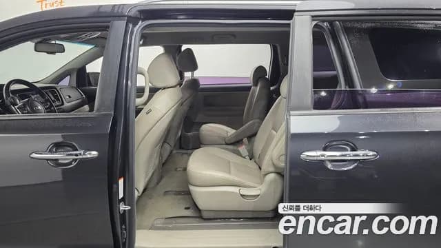 2019 Kia The New Carnival 9-Seater Luxury Sold VIN KNAMB81ABKS562342 – side profile 2019 Kia The New Carnival 9-Seater Luxury Sold VIN KNAMB81ABKS562342 – side profile
