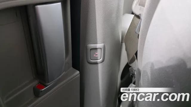 2019 Kia The New Carnival 9-Seater Luxury Sold VIN KNAMB81ABKS562342 – interior seats 2019 Kia The New Carnival 9-Seater Luxury Sold VIN KNAMB81ABKS562342 – interior seats