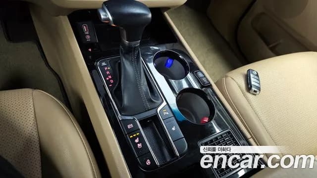 2019 Kia The New Carnival 9-Seater Hi-Limousine Sold VIN KNAMB81ABKS574346 – side profile 2019 Kia The New Carnival 9-Seater Hi-Limousine Sold VIN KNAMB81ABKS574346 – side profile
