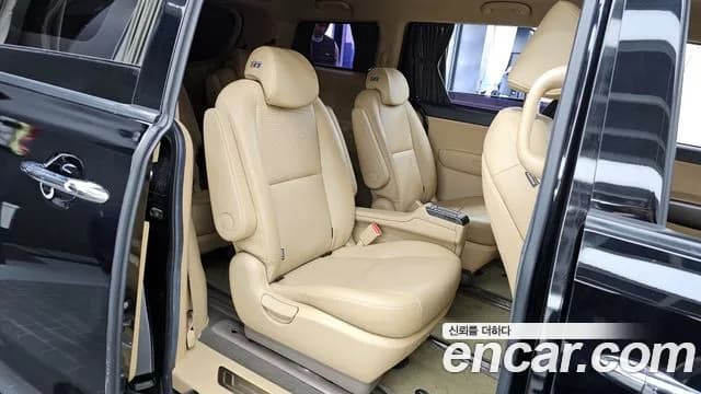 2019 Kia The New Carnival 9-Seater Hi-Limousine Sold VIN KNAMB81ABKS574346 – photo 15 2019 Kia The New Carnival 9-Seater Hi-Limousine Sold VIN KNAMB81ABKS574346 – photo 15