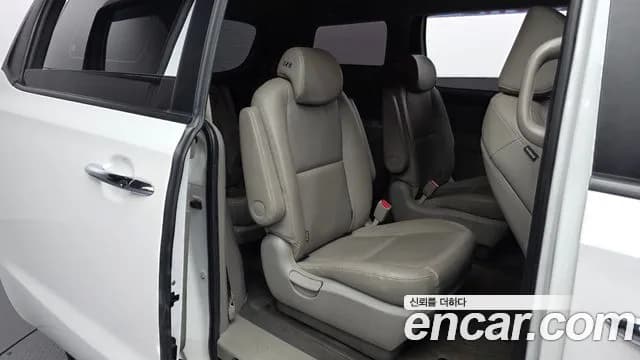 2019 Kia The New Carnival 9-Seater Luxury Sold VIN KNAMB81ABKS576324 – engine bay 2019 Kia The New Carnival 9-Seater Luxury Sold VIN KNAMB81ABKS576324 – engine bay