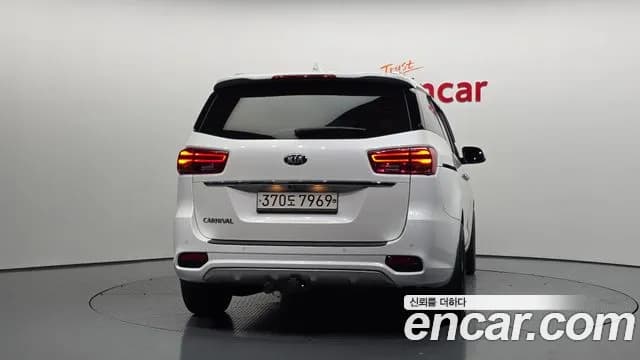 2019 Kia The New Carnival 9-Seater Luxury Sold VIN KNAMB81ABKS576324 – undercarriage 2019 Kia The New Carnival 9-Seater Luxury Sold VIN KNAMB81ABKS576324 – undercarriage
