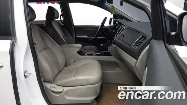 2019 Kia The New Carnival 9-Seater Luxury Sold VIN KNAMB81ABKS576324 – photo 14 2019 Kia The New Carnival 9-Seater Luxury Sold VIN KNAMB81ABKS576324 – photo 14