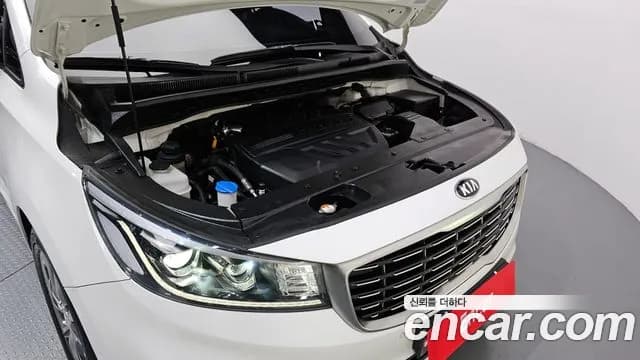 2020 Kia The New Carnival 7-Seater Hi-Limousine Sold VIN KNAMB81ABLS636064 – exterior detail 2020 Kia The New Carnival 7-Seater Hi-Limousine Sold VIN KNAMB81ABLS636064 – exterior detail